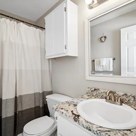 !! New !! 5Min Walk 2 Miramar Beach, Mins To Shopping, Steps To Pool, Patio And Yard, Dog Friendly, 1Gb Wifi Destin Exterior photo